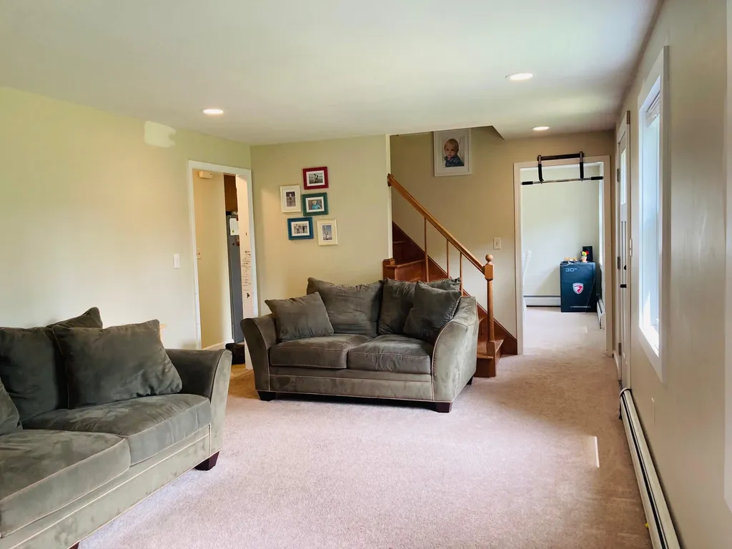 190 Winnicutt Road Stratham NH 03885