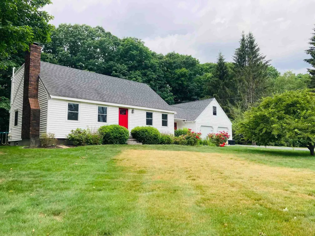 190 Winnicutt Road Stratham NH 03885