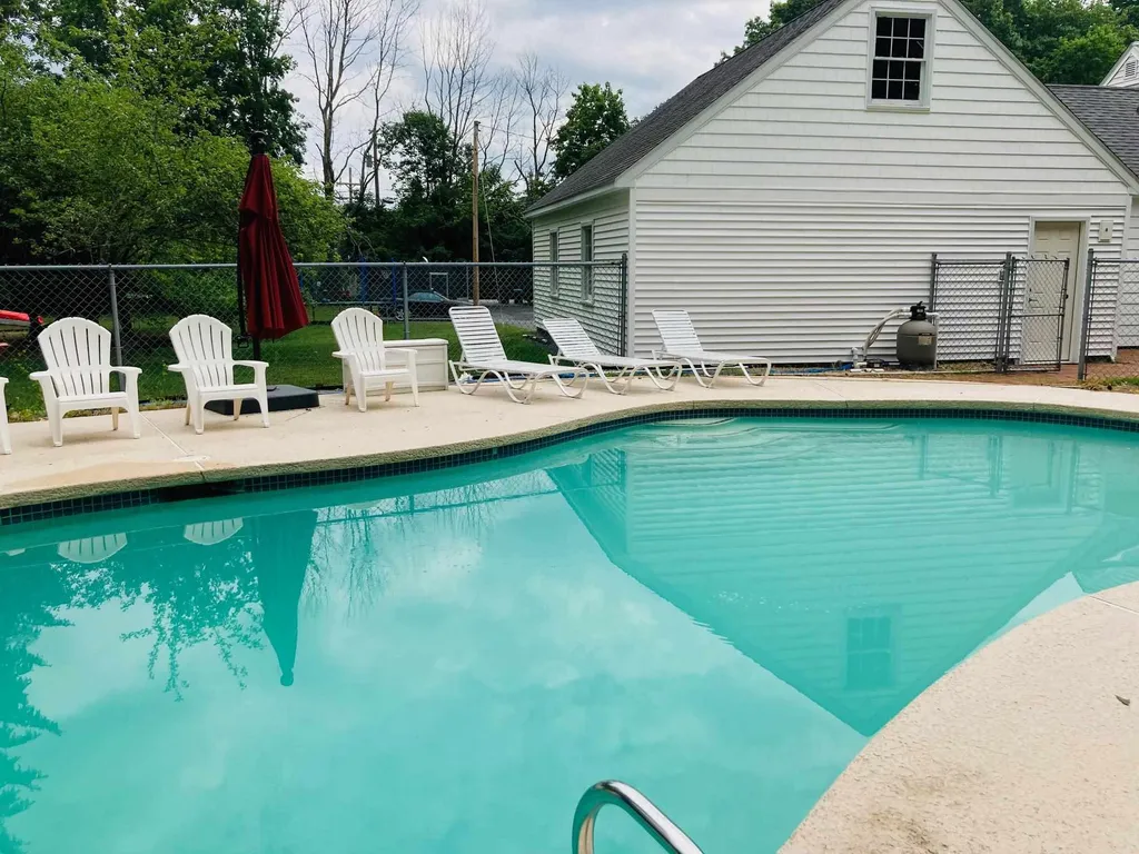 190 Winnicutt Road Stratham NH 03885