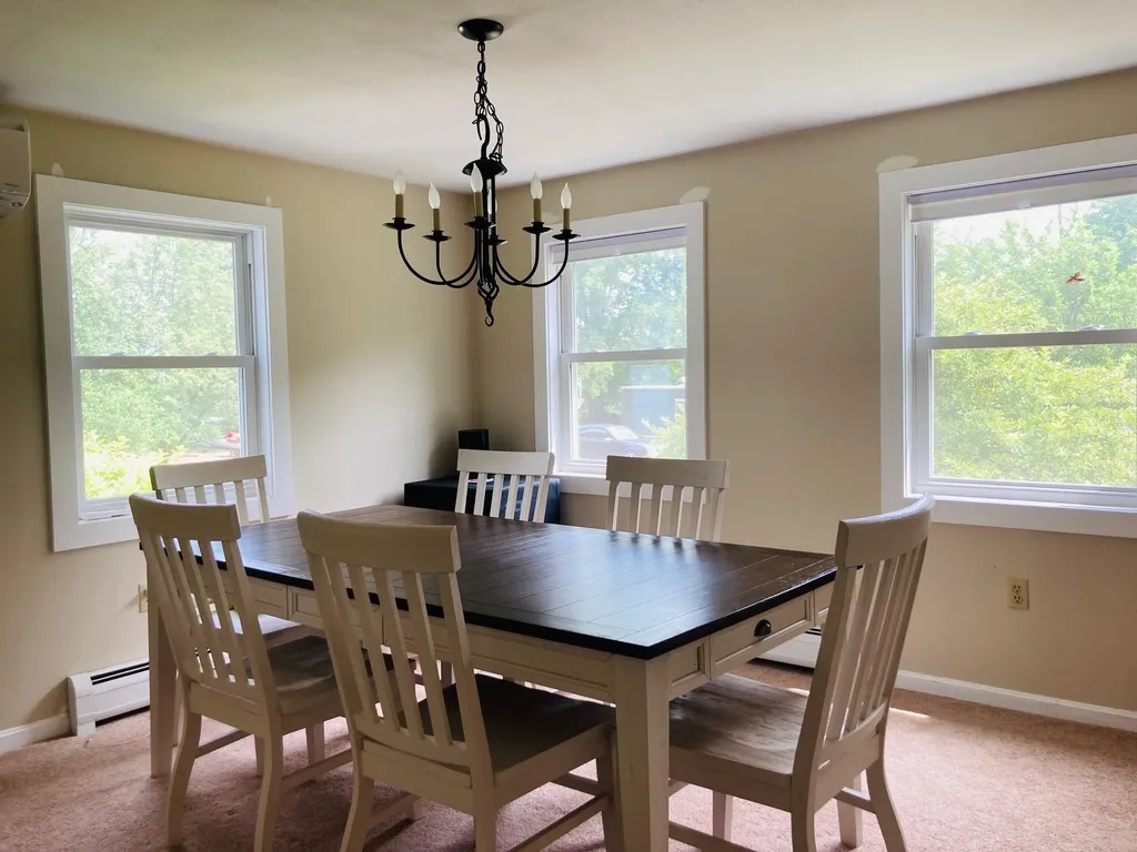 190 Winnicutt Road Stratham NH 03885