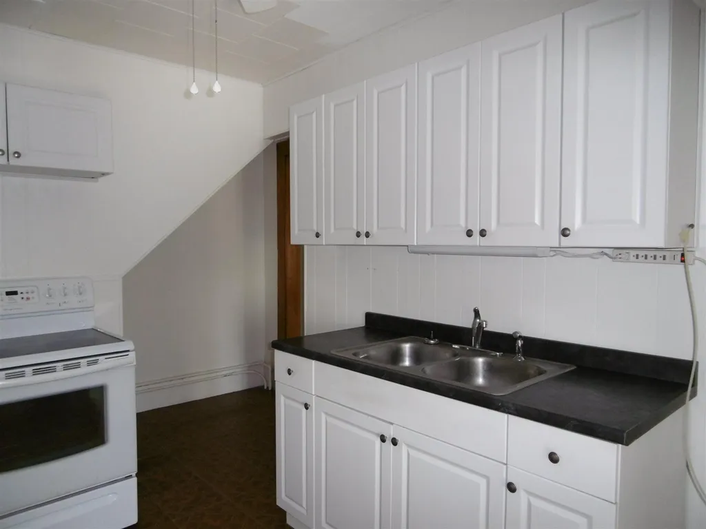 609 Beech Street Manchester NH 03104