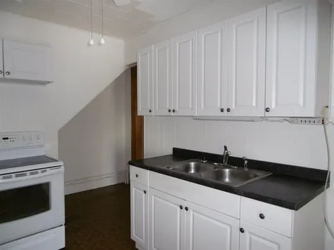 609 Beech Street Manchester NH 03104