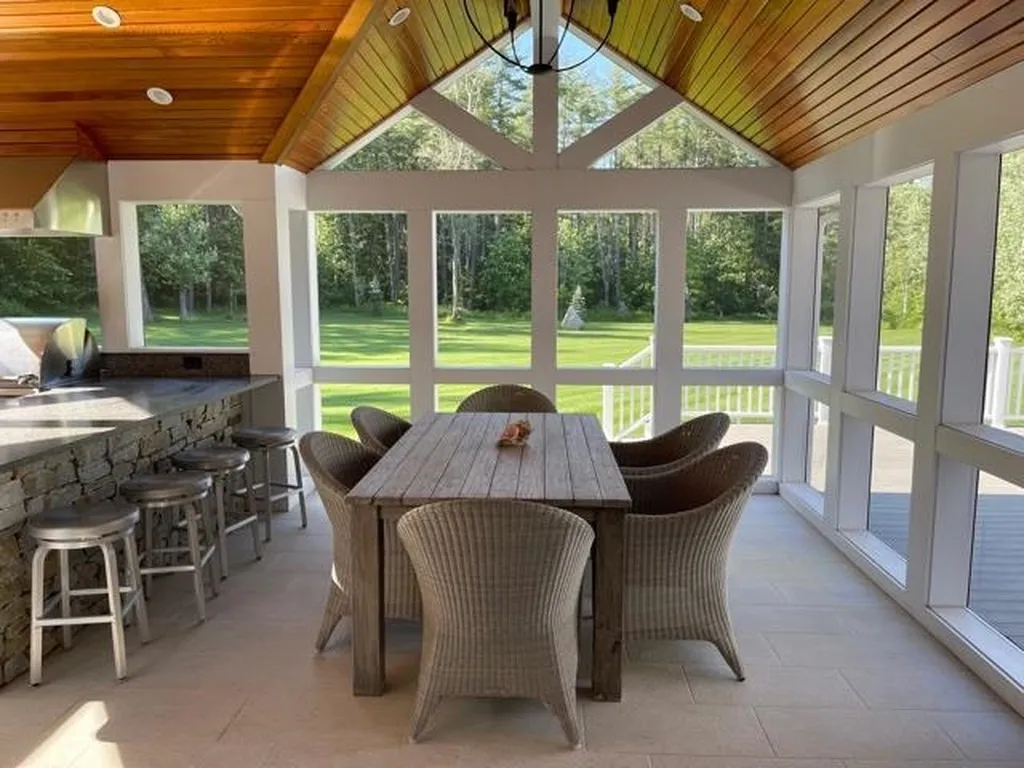 33 Meadow Road Bedford NH 03110