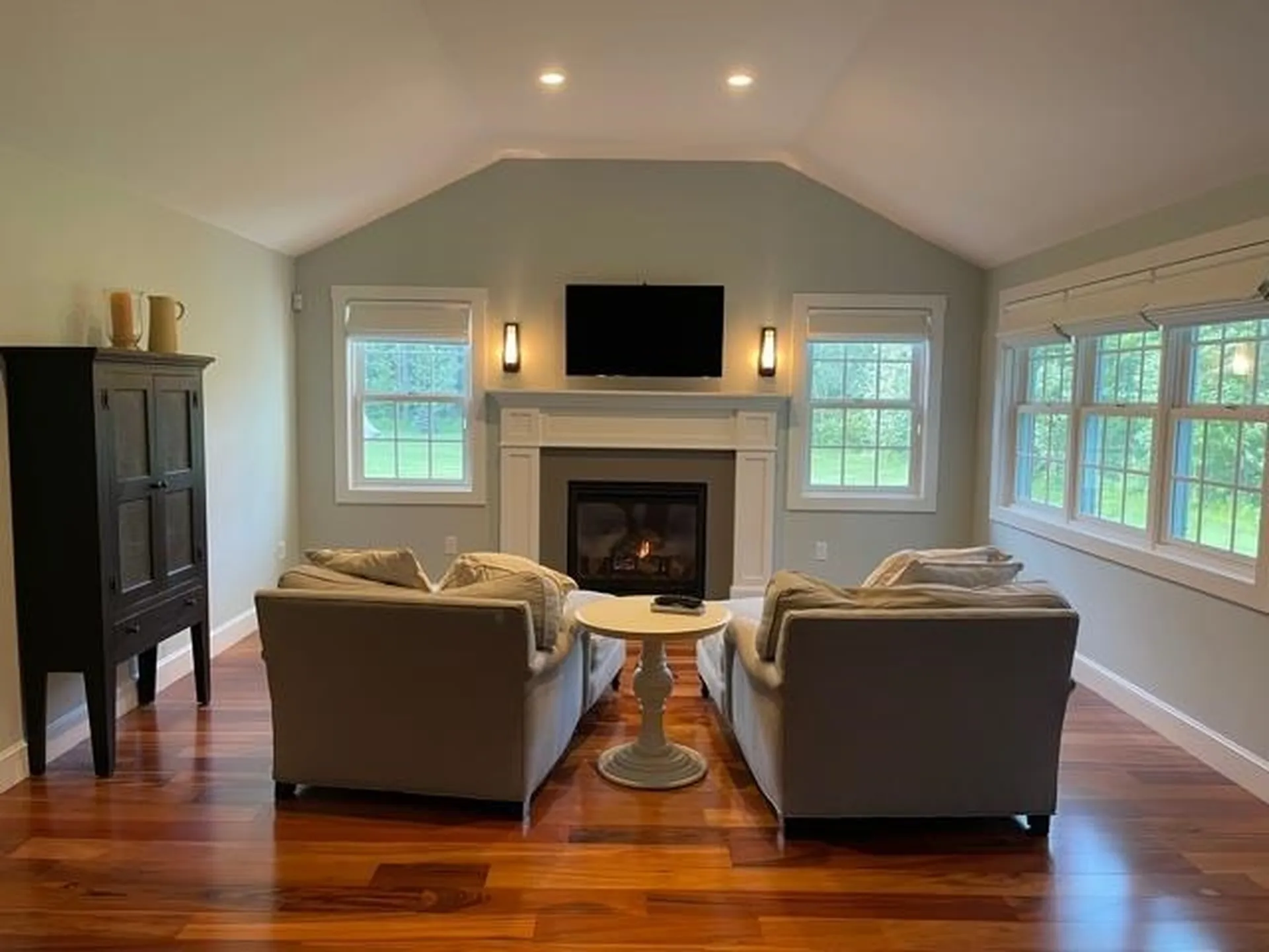 33 Meadow Road Bedford NH 03110