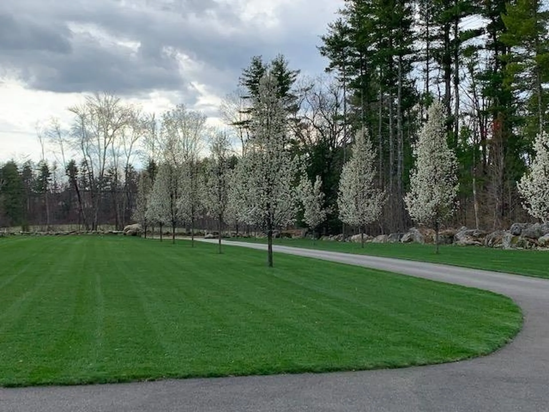 33 Meadow Road Bedford NH 03110