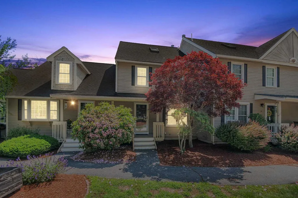 26 Sullivan Court Salem NH 03079