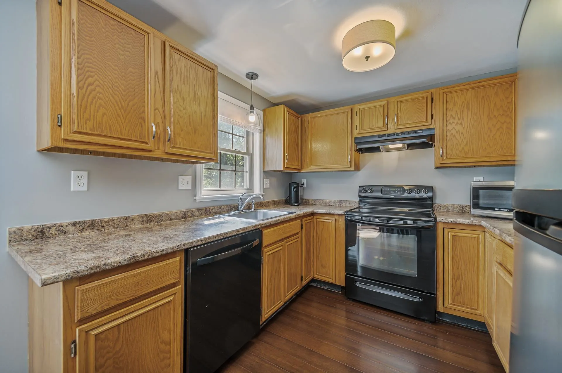 26 Sullivan Court Salem NH 03079