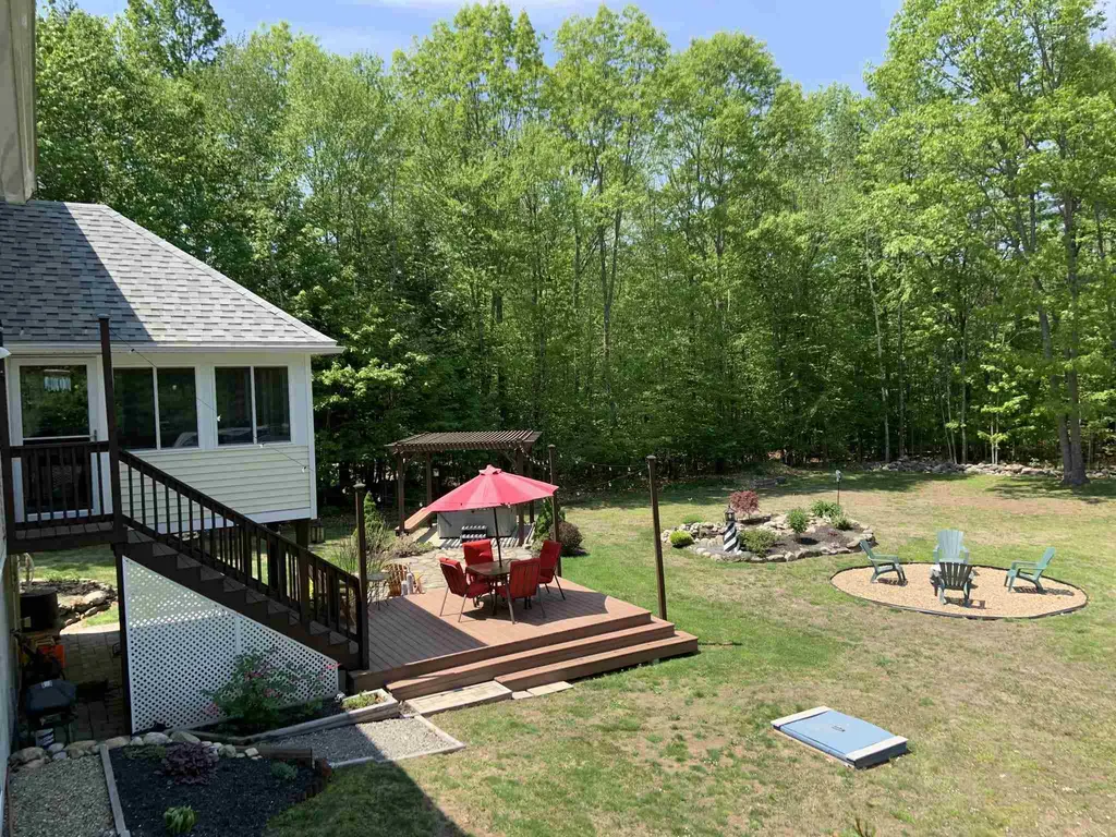 132 Labrador Road Farmington NH 03835