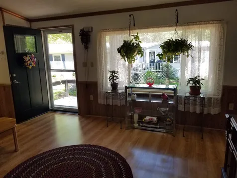 6 Hoover Circle Loudon NH 03307