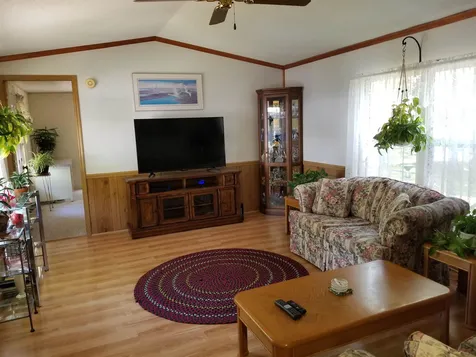 6 Hoover Circle Loudon NH 03307