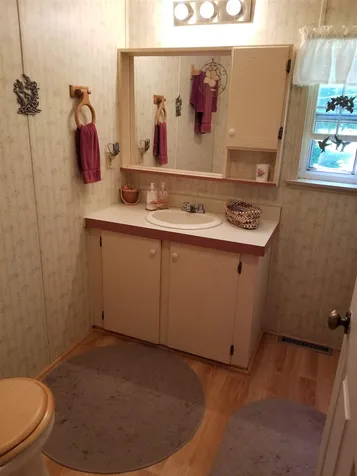 6 Hoover Circle Loudon NH 03307