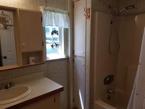 6 Hoover Circle Loudon NH 03307