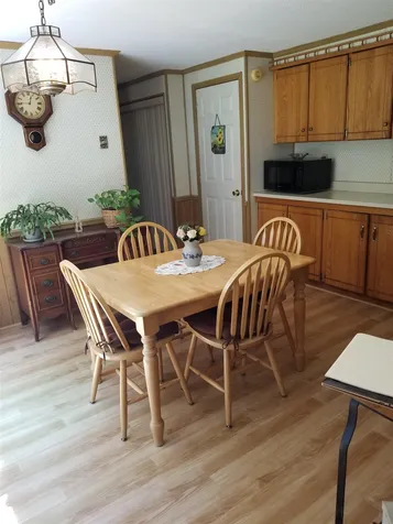 6 Hoover Circle Loudon NH 03307