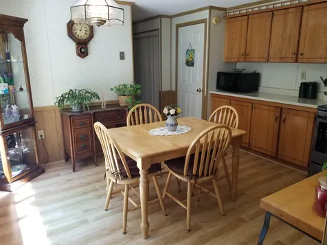 6 Hoover Circle Loudon NH 03307
