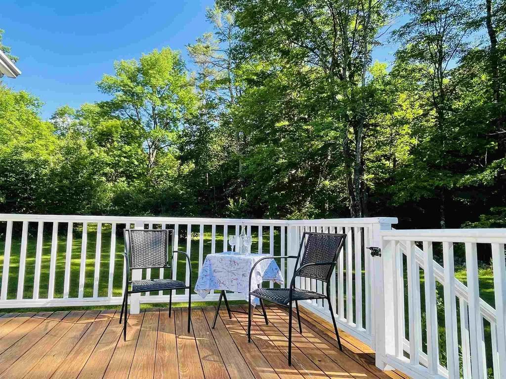 82 Camp Road Plainfield NH 03781