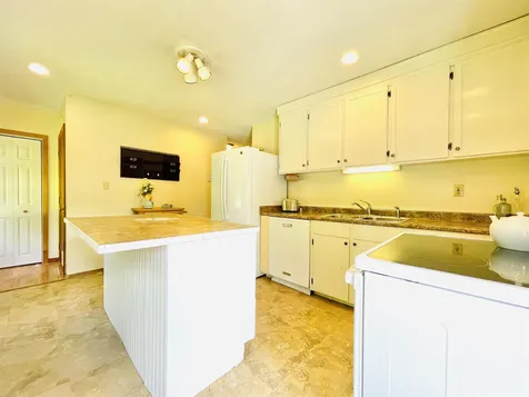 82 Camp Road Plainfield NH 03781