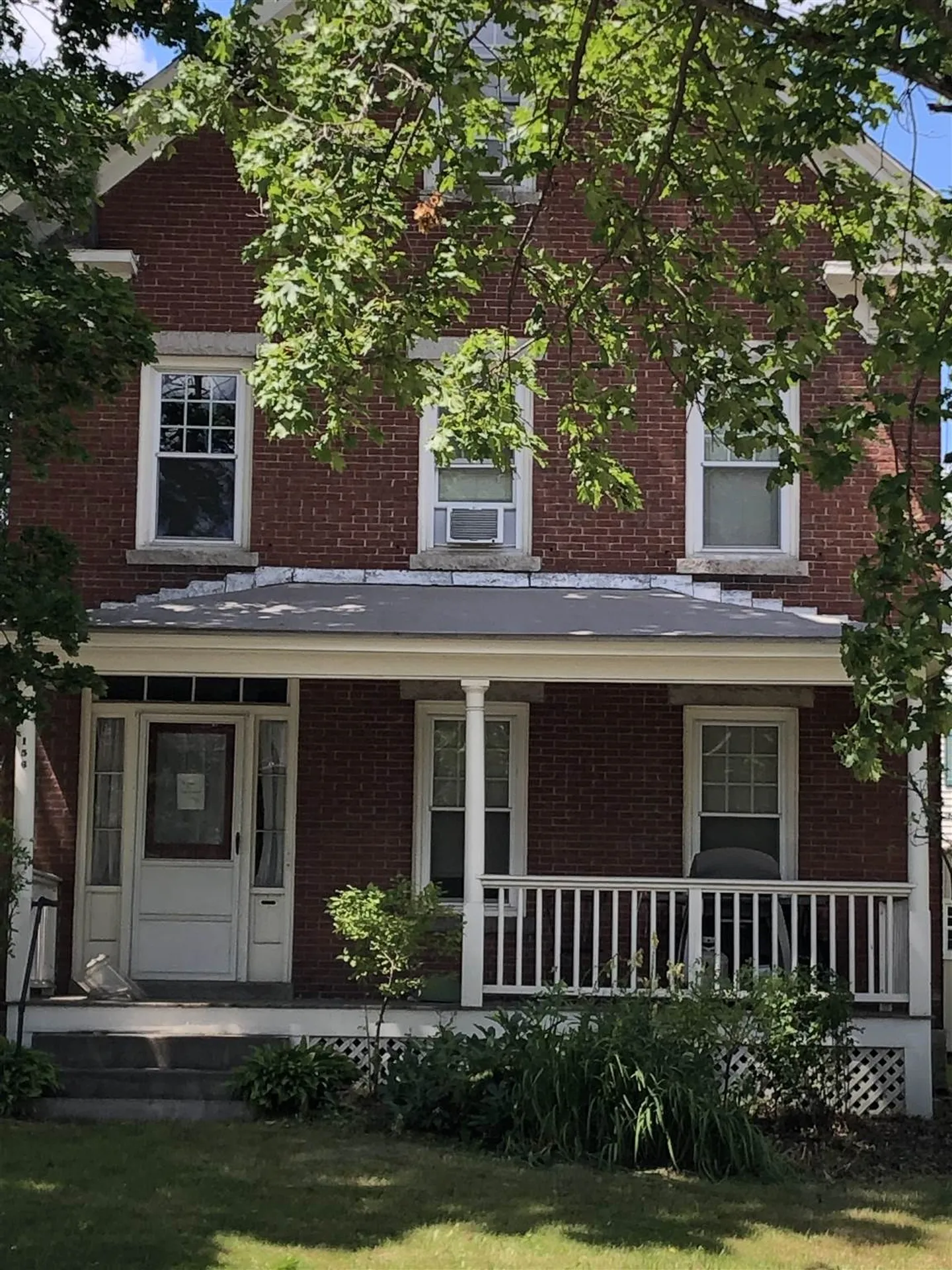 156 Roxbury Street Keene NH 03431