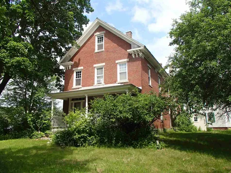 156 Roxbury Street Keene NH 03431