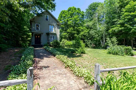 49 Pleasant Street Epping NH 03042