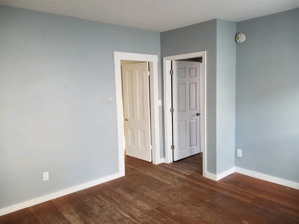 7 Holmes Street Nashua NH 03060