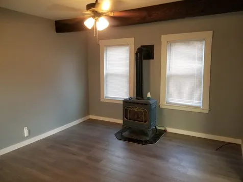7 Holmes Street Nashua NH 03060