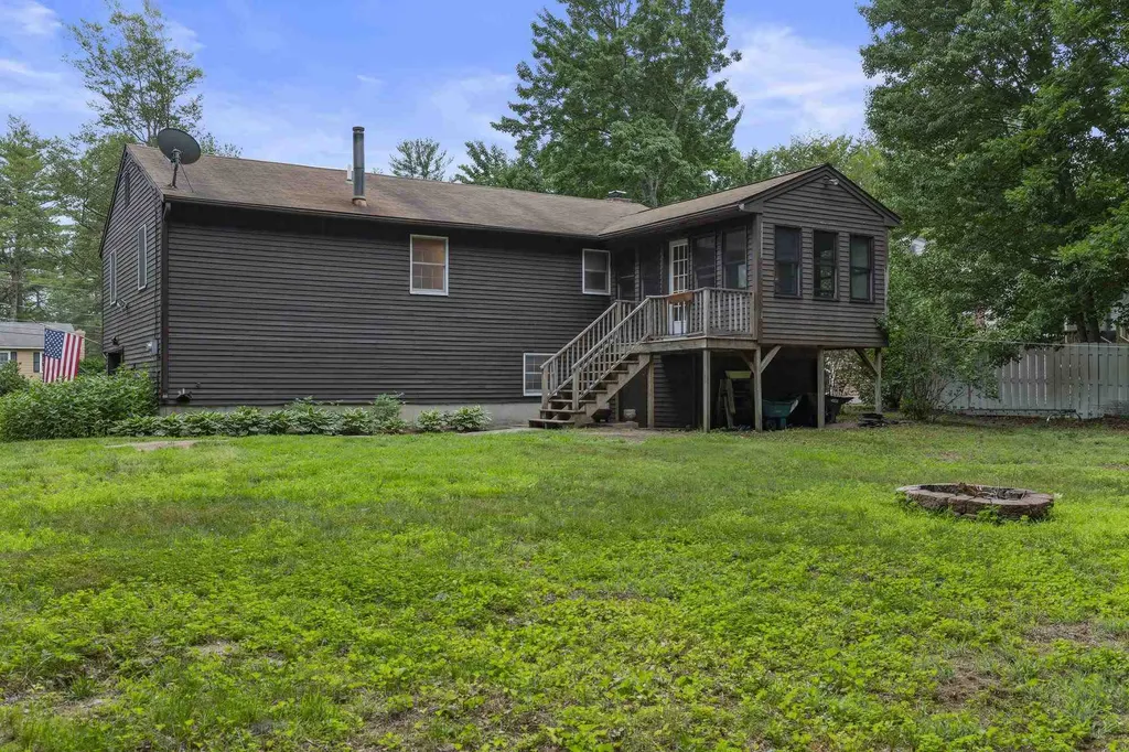 6 Hickory Lane Rochester NH 03867