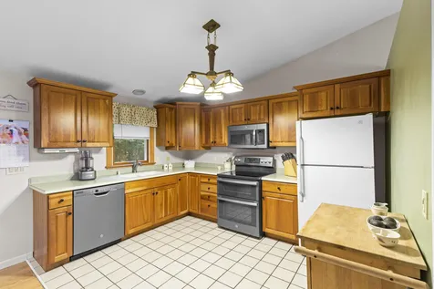 6 Hickory Lane Rochester NH 03867