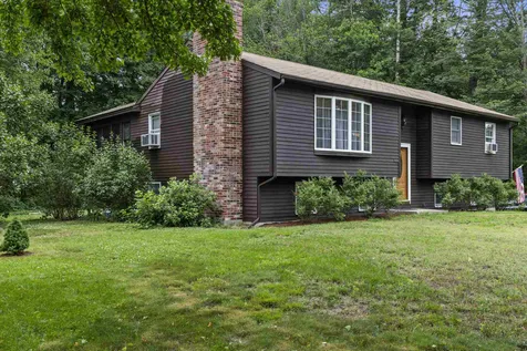 6 Hickory Lane Rochester NH 03867