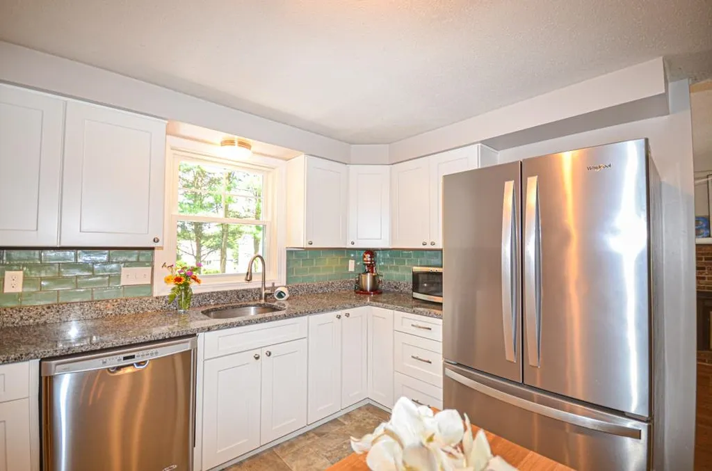 354 Paquette Avenue Manchester NH 03104
