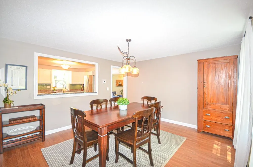 354 Paquette Avenue Manchester NH 03104