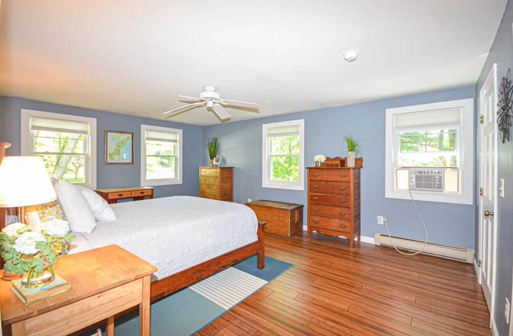 354 Paquette Avenue Manchester NH 03104