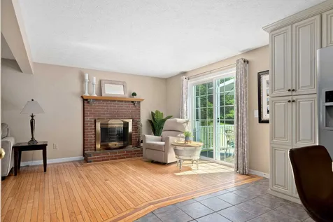 33 Wild Pasture Road Kensington NH 03833