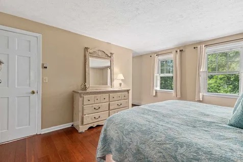33 Wild Pasture Road Kensington NH 03833