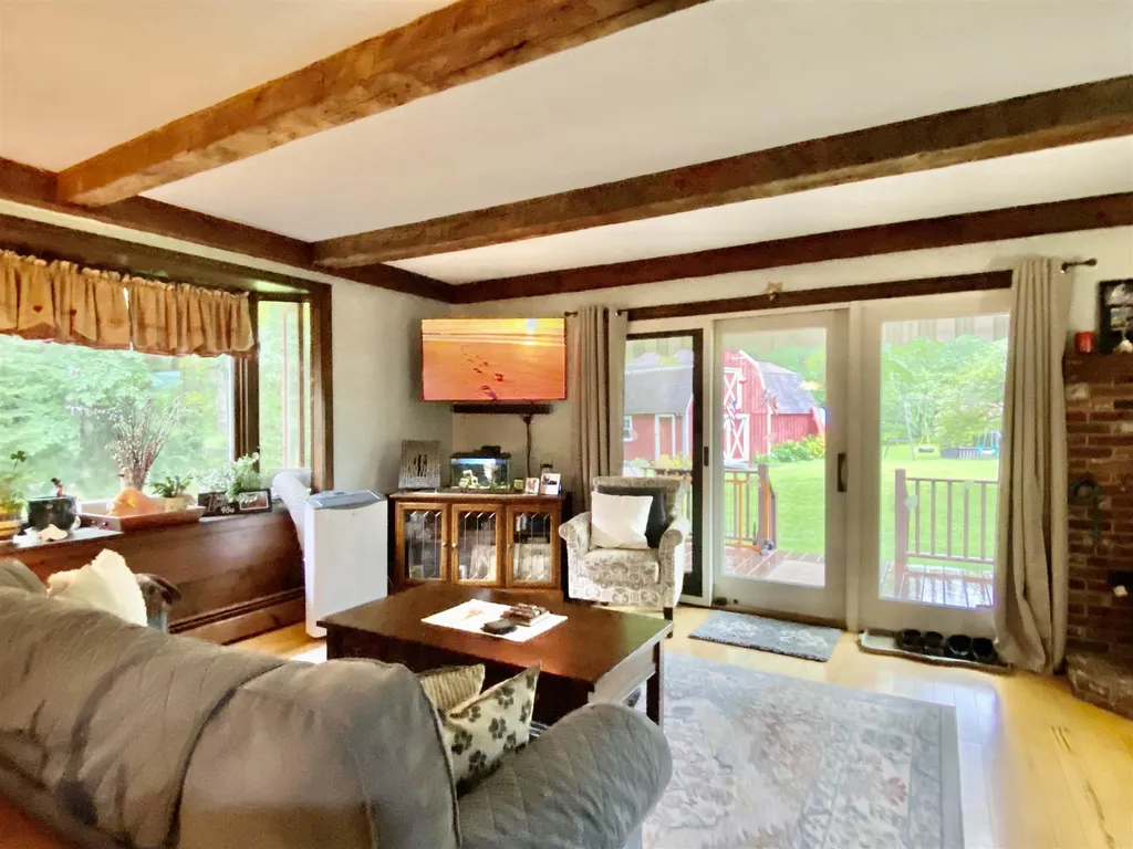 108 Shaker Street New London NH 03257