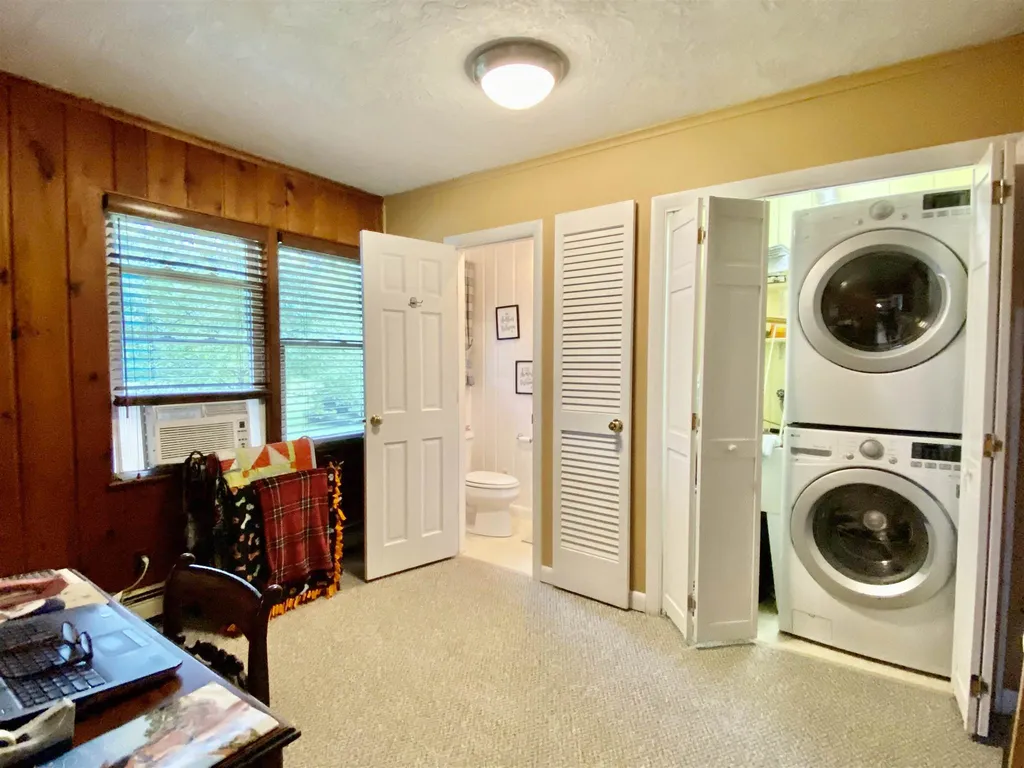 108 Shaker Street New London NH 03257