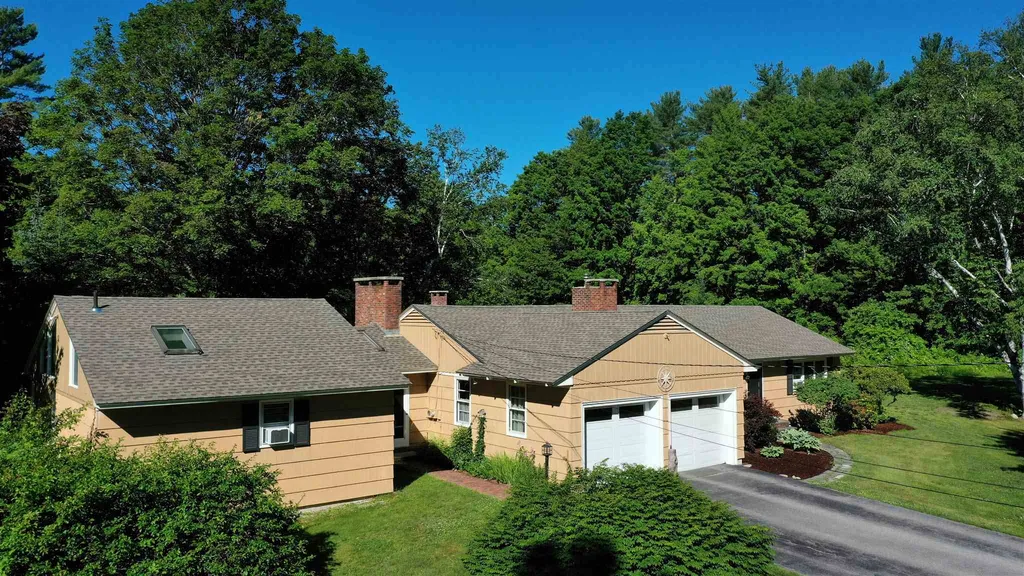 108 Shaker Street New London NH 03257