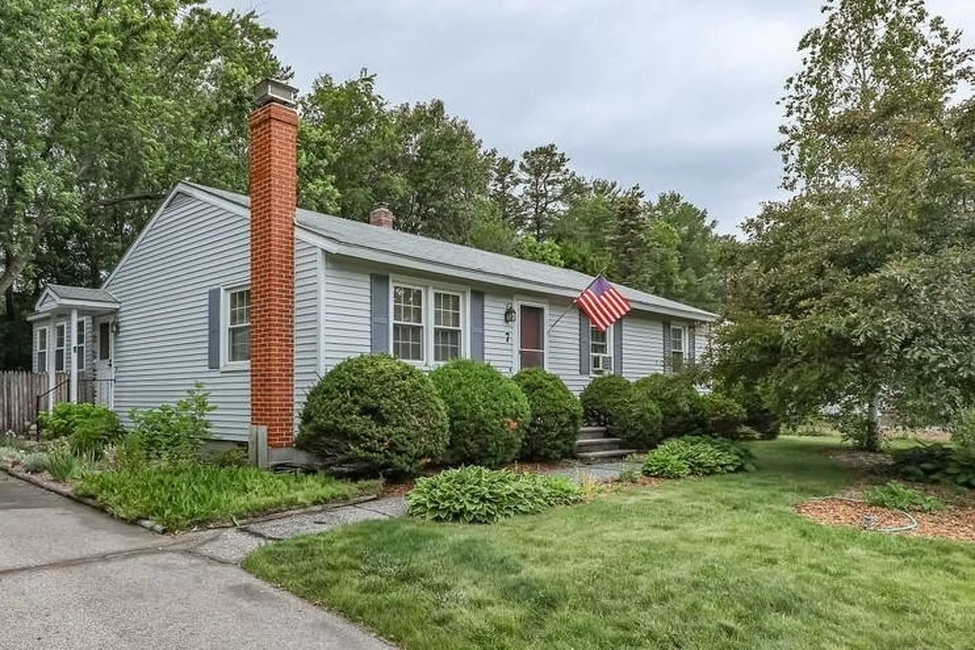 7 Cricket Lane Concord NH 03301