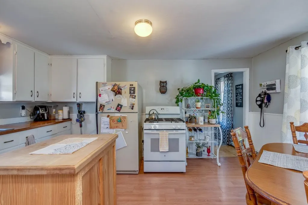 48 Zapora Drive Hooksett NH 03106