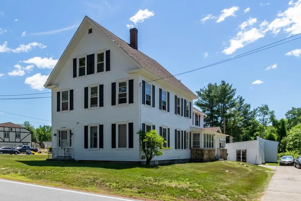 48 Zapora Drive Hooksett NH 03106