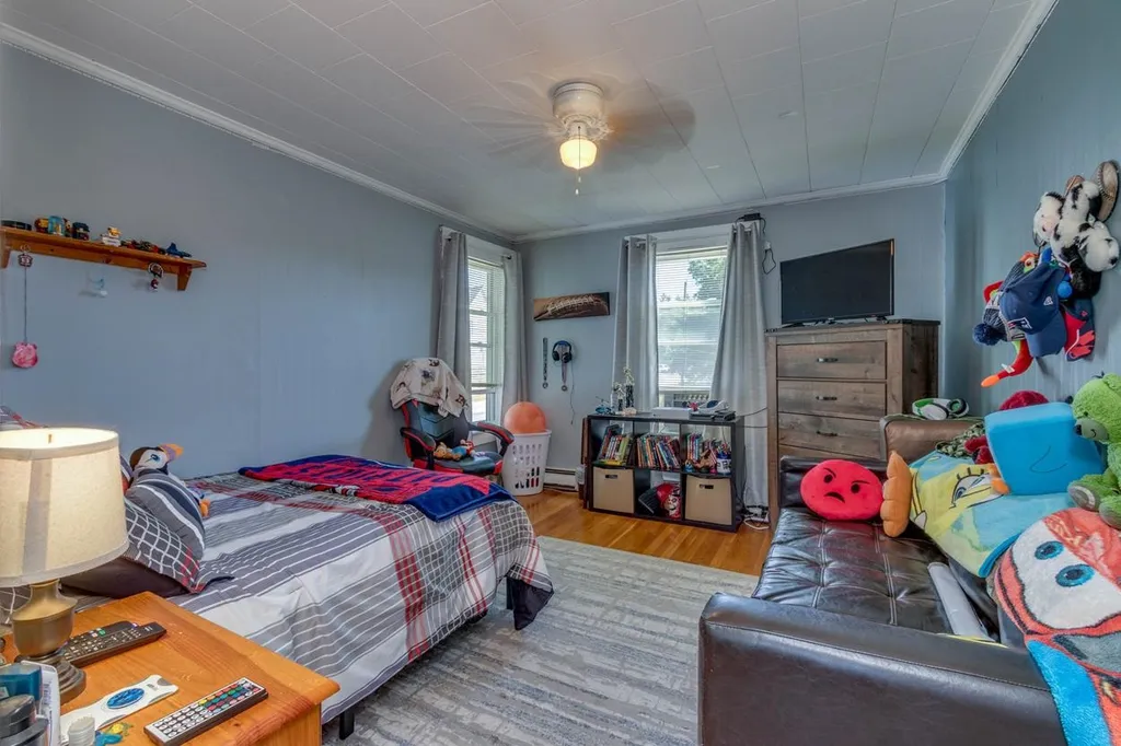 48 Zapora Drive Hooksett NH 03106
