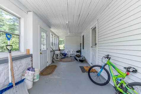 48 Zapora Drive Hooksett NH 03106