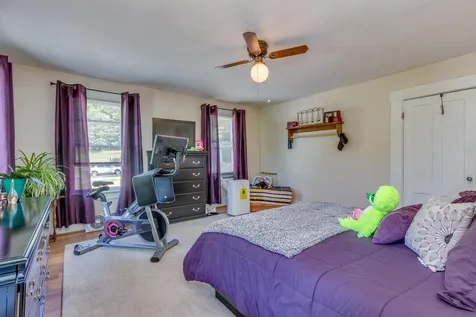 48 Zapora Drive Hooksett NH 03106