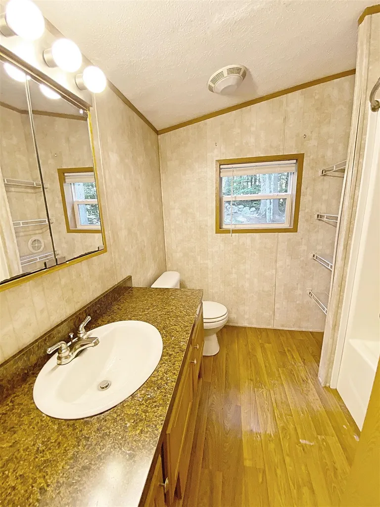 73 Bowman Road Alton NH 03809