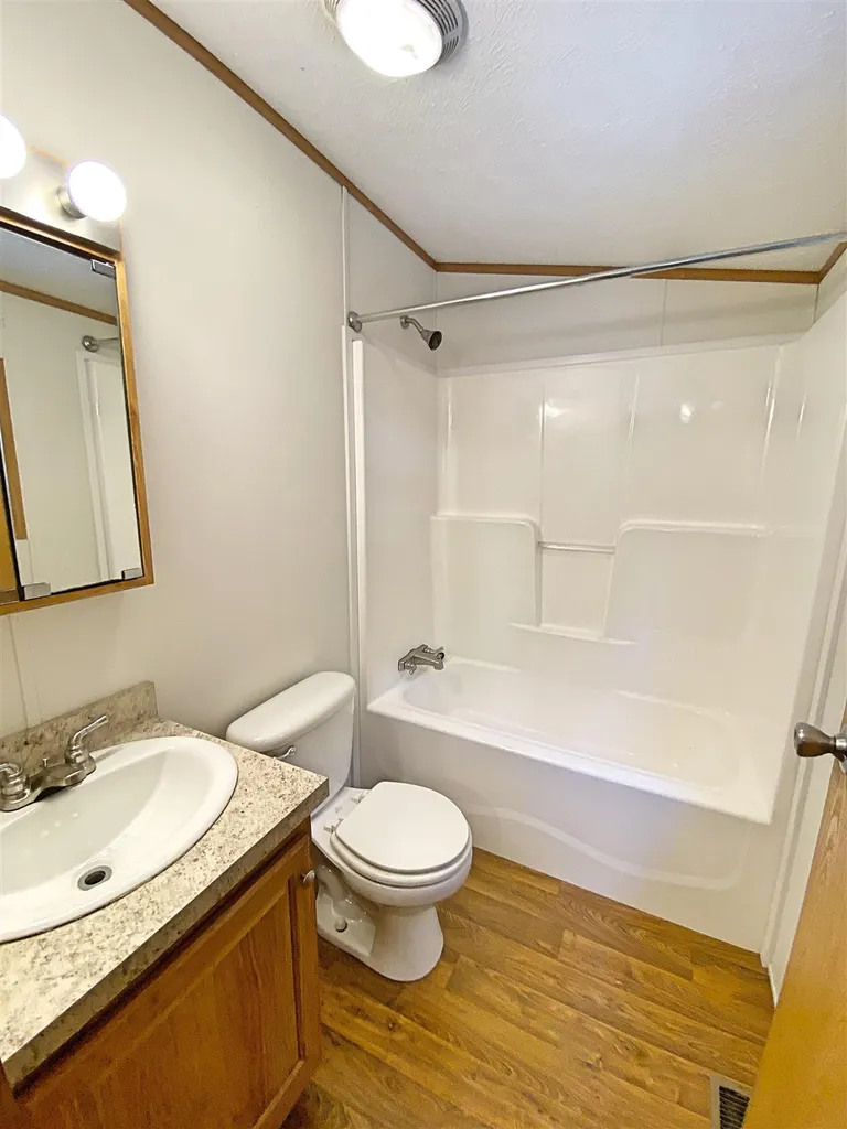 73 Bowman Road Alton NH 03809