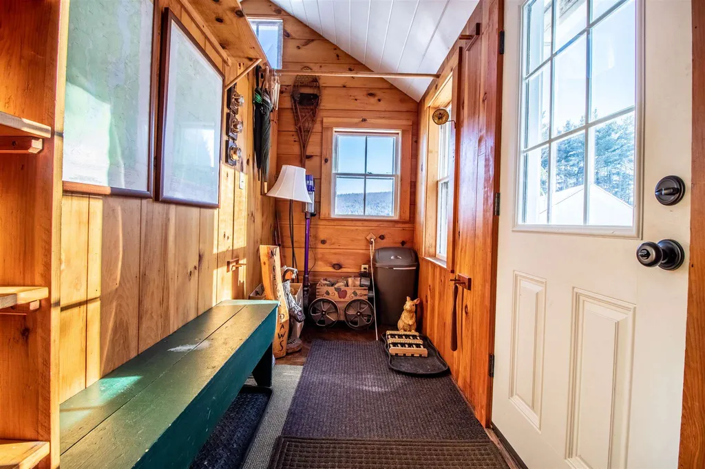 2214 Main Road Chatham NH 03813