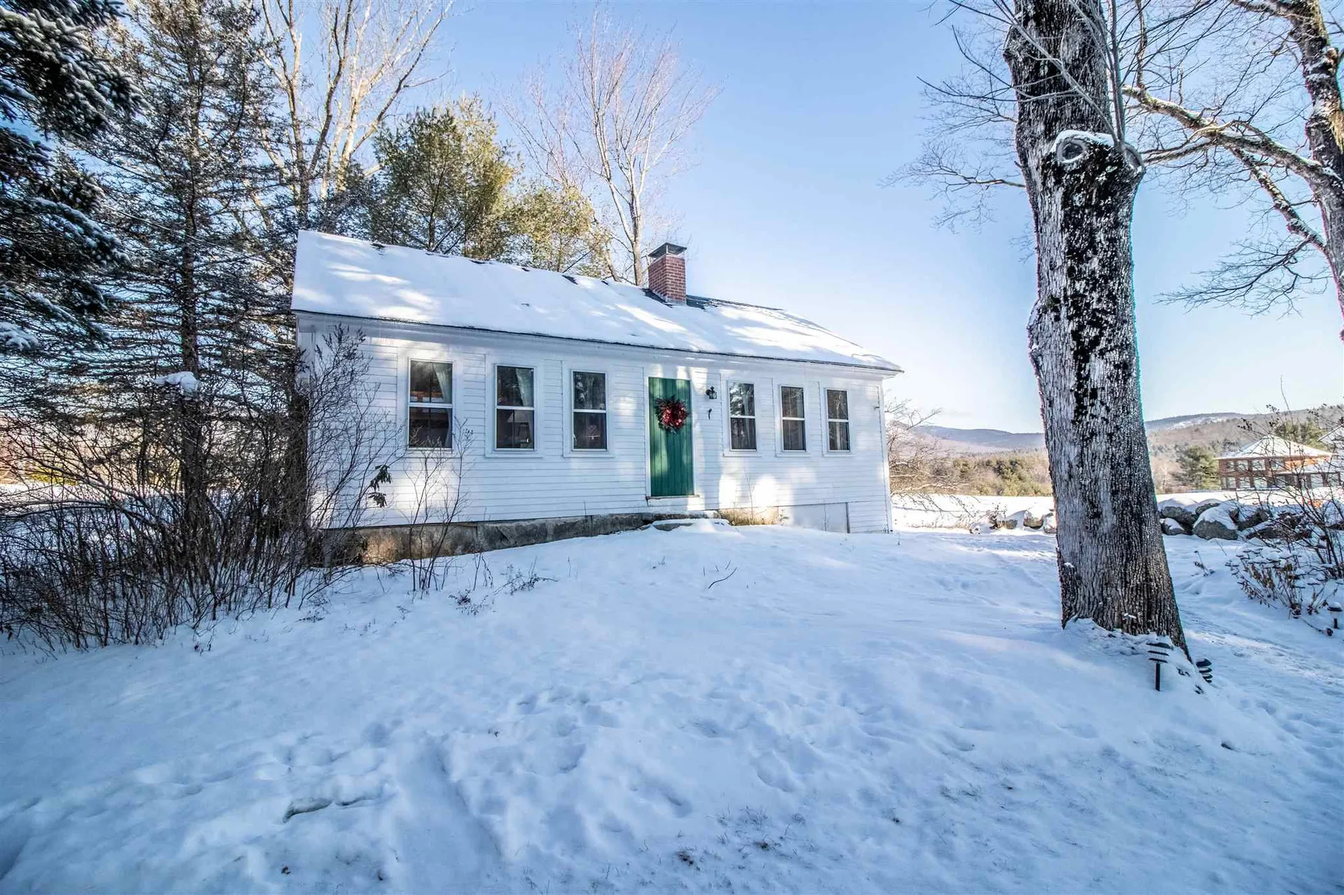 2214 Main Road Chatham NH 03813