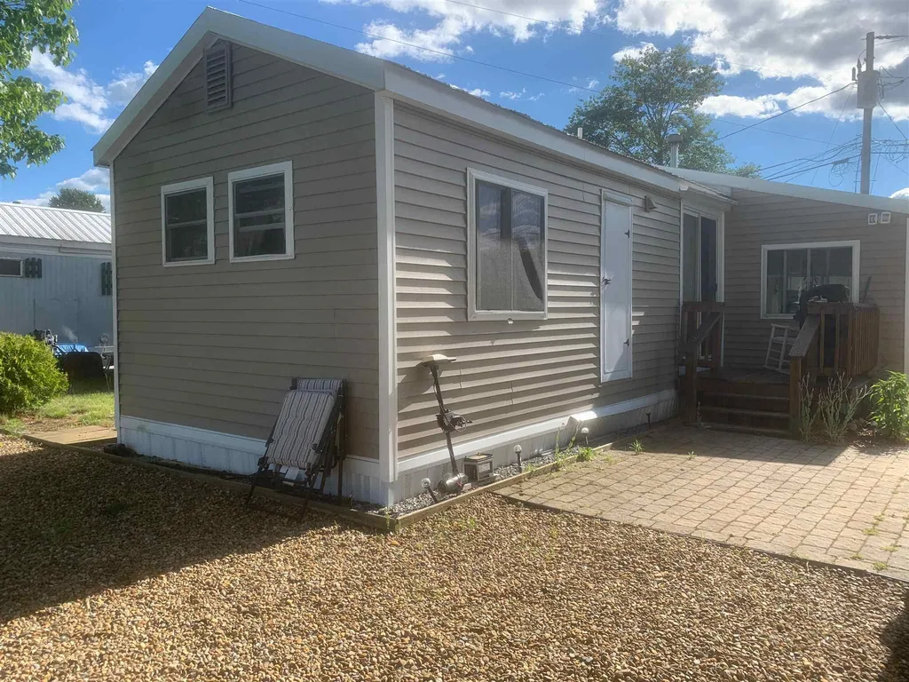 11 Esther Lane Northwood NH 03261