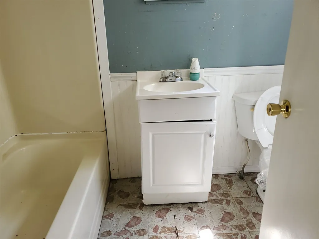443 River Road Charlestown NH 03603