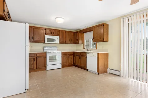 135 Forrest Street Plaistow NH 03865