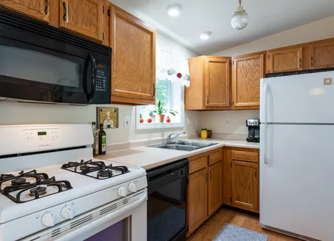 20 Delaware Road Nashua NH 03062